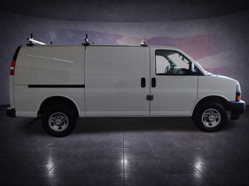 Used 2023 Chevrolet Express 2500 w/ Driver Convenience Package RWD image 6