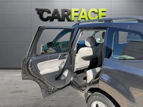 Used 2015 Subaru Forester 2.5i Premium w/ All-Weather Package AWD/4WD image 18