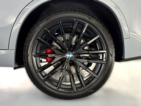 Used 2026 BMW X5 sDrive40i w/ M Sport Package RWD image 11