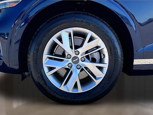 Used 2022 Genesis GV70 2.5T AWD/4WD image 8