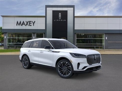 New 2026 Lincoln Aviator Reserve AWD/4WD image 95