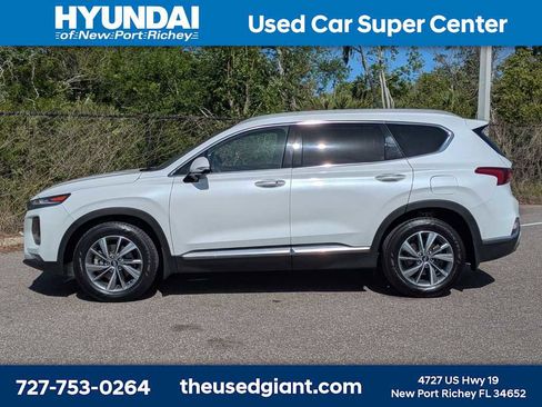 Used 2019 Hyundai Santa Fe FWD image 2