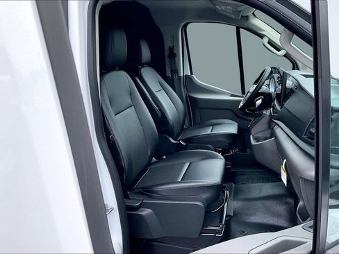 New 2026 Ford Transit 150 Low Roof w/ Load Area Protection Package RWD image 11