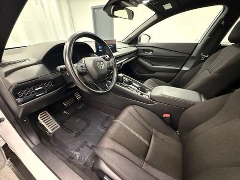 Used 2024 Honda Accord Sport image 12
