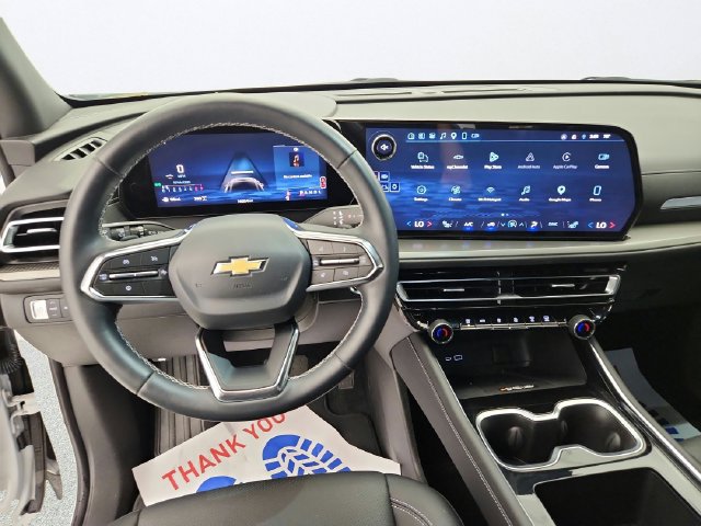 Used 2025 Chevrolet Traverse LT AWD/4WD image 14