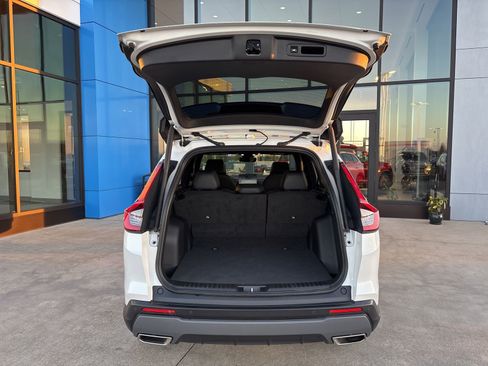 Used 2023 Honda CR-V Sport Touring image 13