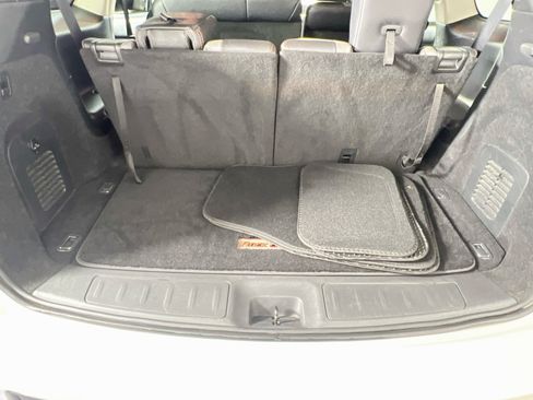 Used 2020 Nissan Pathfinder SL AWD/4WD image 26