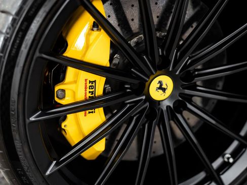 Used 2015 Ferrari F12 Berlinetta image 63