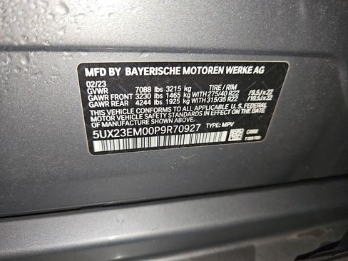 Used 2023 BMW X7 xDrive40i w/ Executive Package image 39