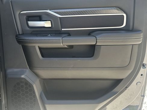 New 2026 RAM 2500 Big Horn AWD/4WD image 16
