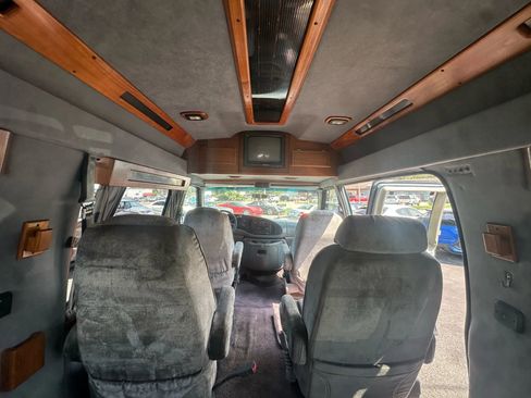 Used 1997 Ford E-150 and Econoline 150 image 31