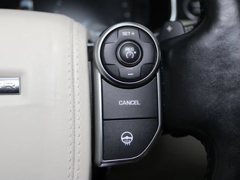 Used 2016 Land Rover Range Rover HSE AWD/4WD image 19