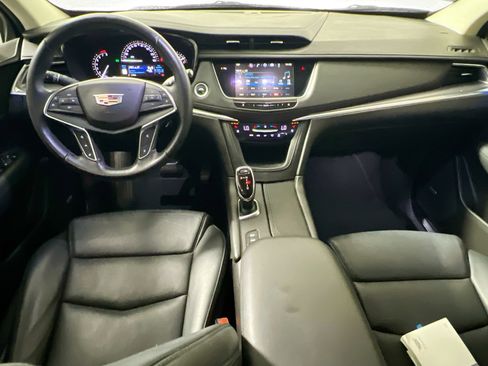 Used 2019 Cadillac XT5 Premium Luxury AWD/4WD image 30