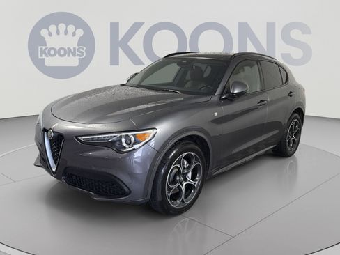 Used 2023 Alfa Romeo Stelvio Ti AWD/4WD image 1
