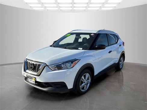 Used 2019 Nissan Kicks S w/ Exterior Electronics Package image 8