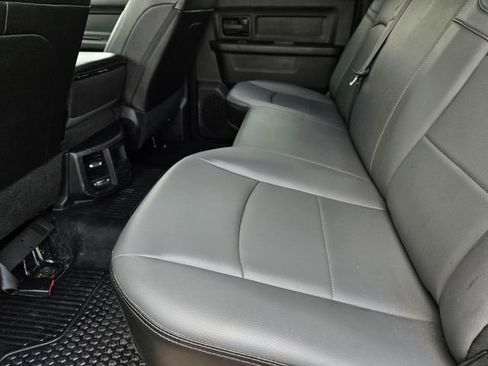 Used 2022 RAM 5500 Tradesman w/ Chrome Appearance Group image 29