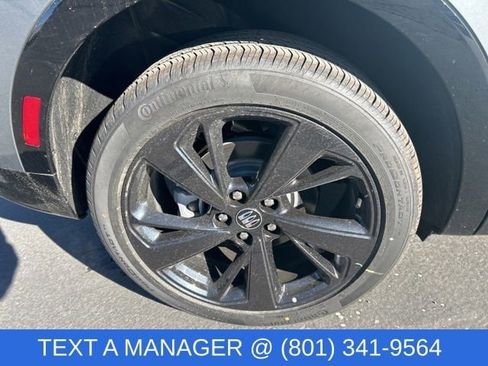 New 2025 Buick Envision Sport Touring image 4