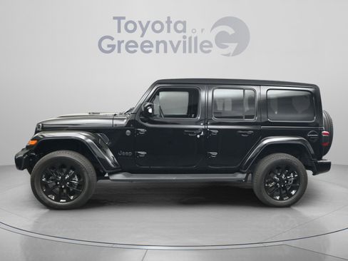 Used 2023 Jeep Wrangler Unlimited Sahara image 6