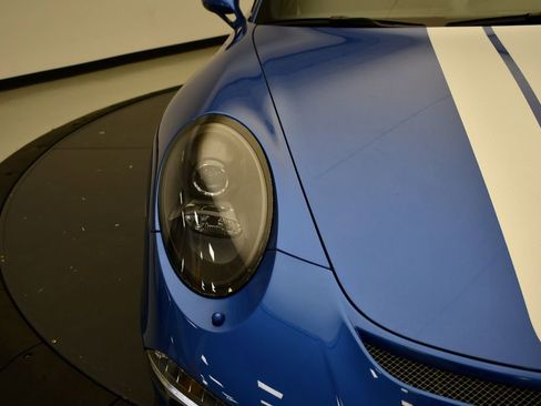 Used 2015 Porsche 911 GT3 image 14