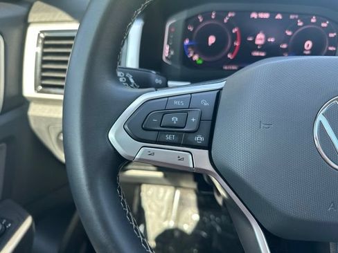 Used 2022 Volkswagen Atlas SEL AWD/4WD image 19