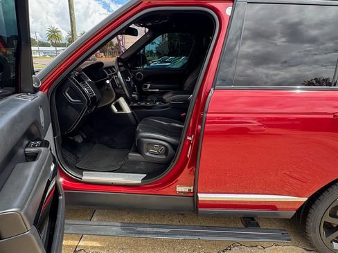 Used 2015 Land Rover Range Rover HSE image 7