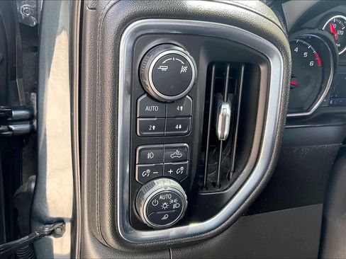 Used 2019 Chevrolet Silverado 1500 RST AWD/4WD image 14