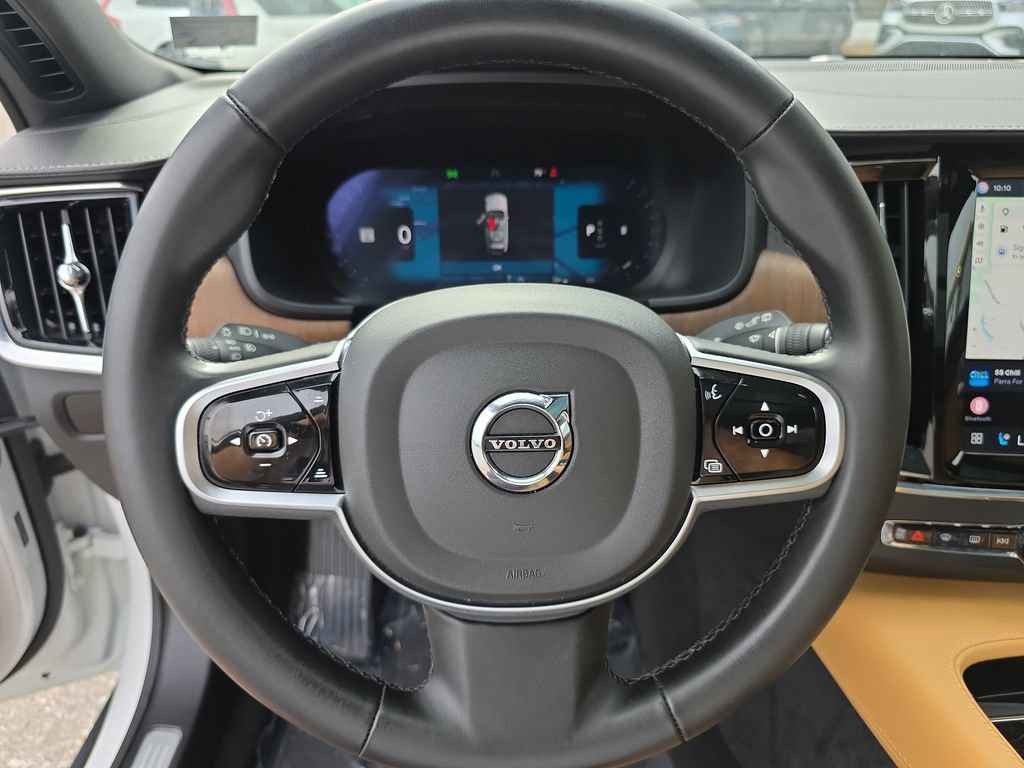 Certified 2025 Volvo V90 B6 Cross Country Ultra AWD/4WD image 25