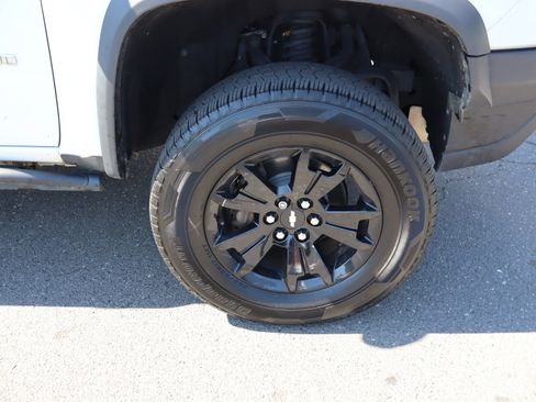 Used 2020 Chevrolet Colorado ZR2 w/ ZR2 Dusk Special Edition AWD/4WD image 37