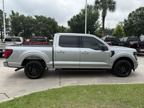 Used 2024 Ford F150 XLT w/ XLT Black Appearance Package RWD image 3