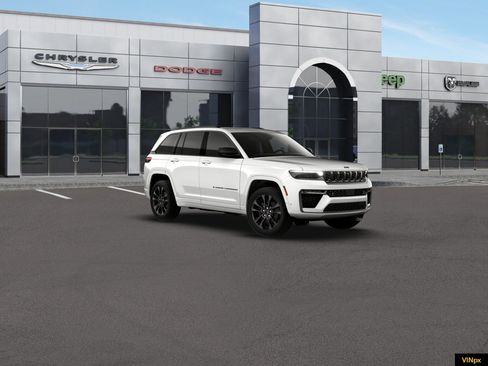 New 2026 Jeep Grand Cherokee Limited AWD/4WD image 11