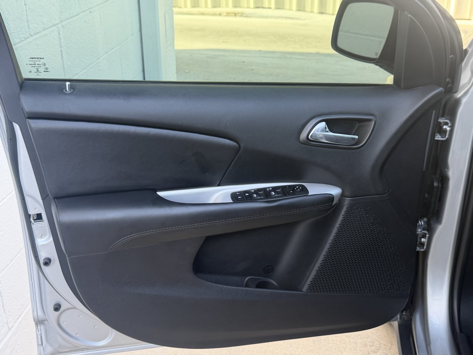 Used 2020 Dodge Journey SE w/ SE Popular Equipment Group FWD image 19