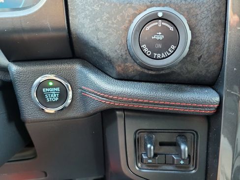 Used 2022 Ford Expedition Max Limited AWD/4WD image 34