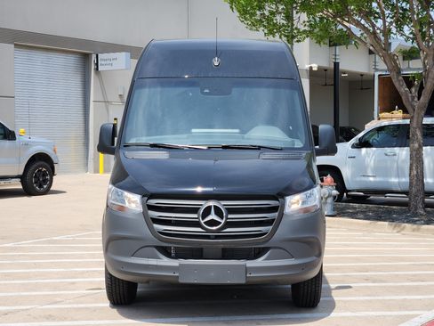 New 2024 Mercedes-Benz Sprinter 144 Cargo image 5