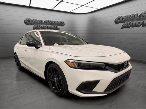 Used 2023 Honda Civic Sport image 7