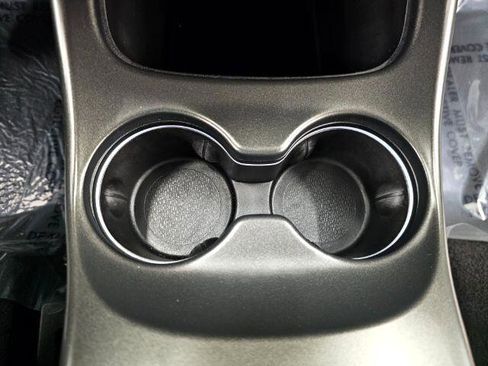 Used 2018 Dodge Journey SE image 18