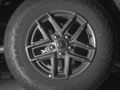 Used 2025 Jeep Wrangler Sport S image 15