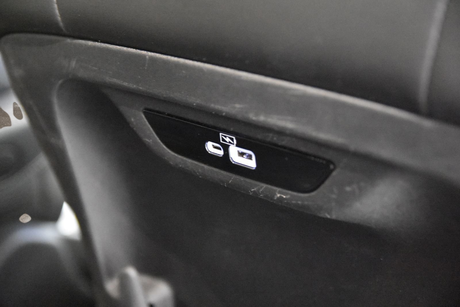 Used 2023 Chrysler Pacifica Touring-L FWD image 35
