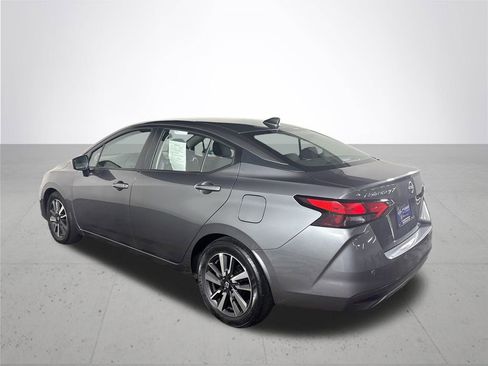 Used 2025 Nissan Versa SV image 8