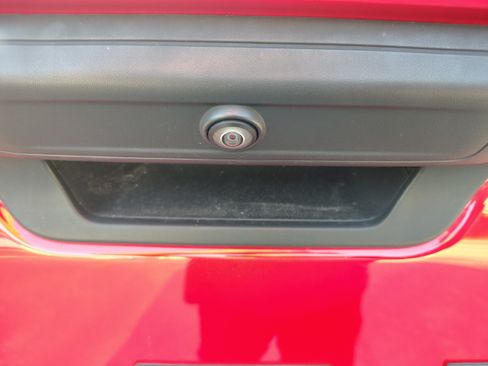 Certified 2025 RAM 1500 Big Horn AWD/4WD image 10