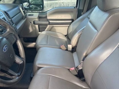 Used 2018 Ford F250 XL w/ Power Equipment Group RWD image 11