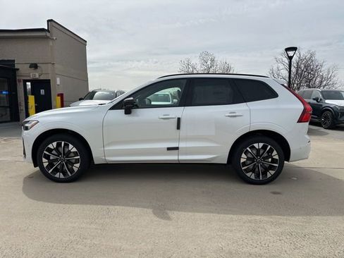 New 2026 Volvo XC60 B5 Plus w/ Protection Package Premier image 4