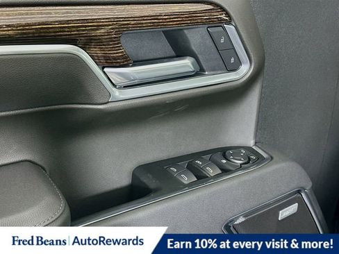 New 2026 GMC Sierra 1500 Elevation image 18