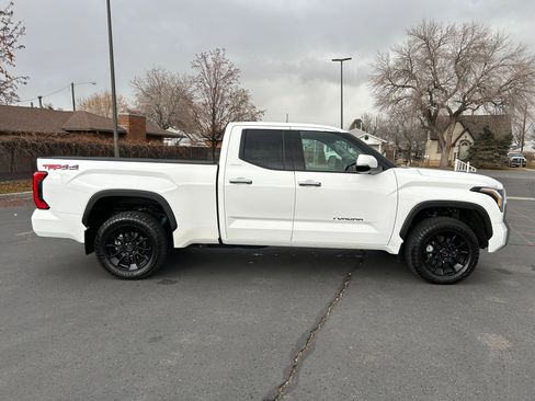 Used 2022 Toyota Tundra Limited image 6