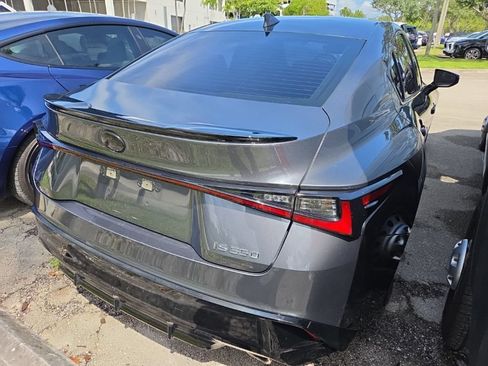 Used 2022 Lexus IS 350 F Sport RWD image 11