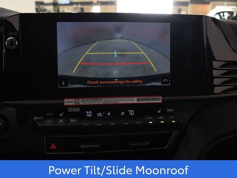 New 2026 Toyota Camry SE image 18