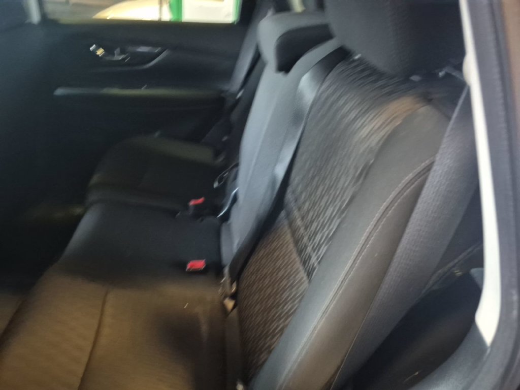 Used 2020 Nissan Rogue S w/ Special Edition Package FWD image 7