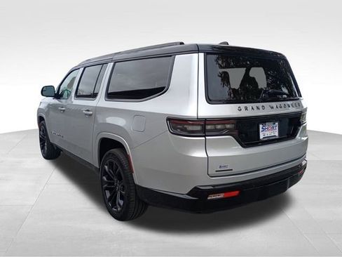 Used 2023 Jeep Grand Wagoneer L Series III w/ Rear Seat Video Group 1 image 8