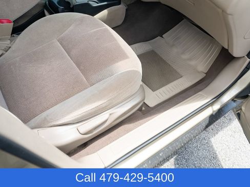 Used 2001 Ford Taurus SES FWD image 44