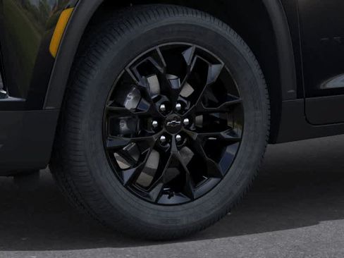 New 2026 Chevrolet Traverse LT w/ Midnight/Sport Edition FWD image 9