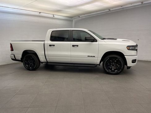New 2026 RAM 1500 Express image 2